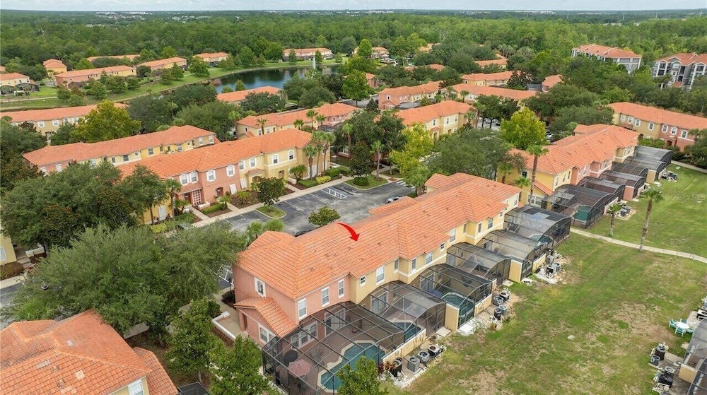 Bright 3B w Pool Close to Disney Encantada 8545