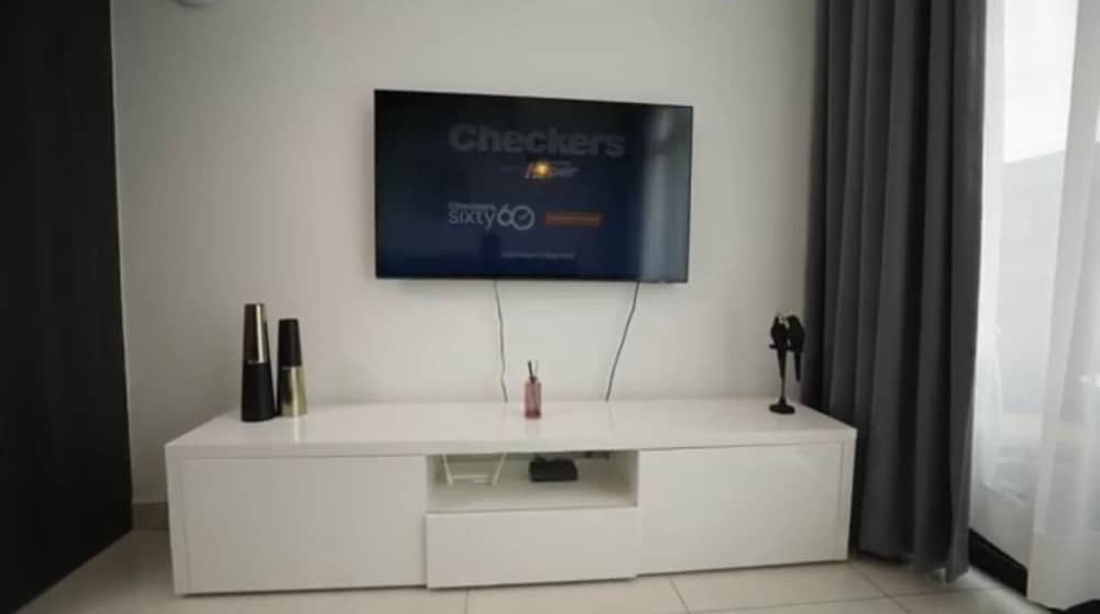 Meraki Homes at Embassy Gardens