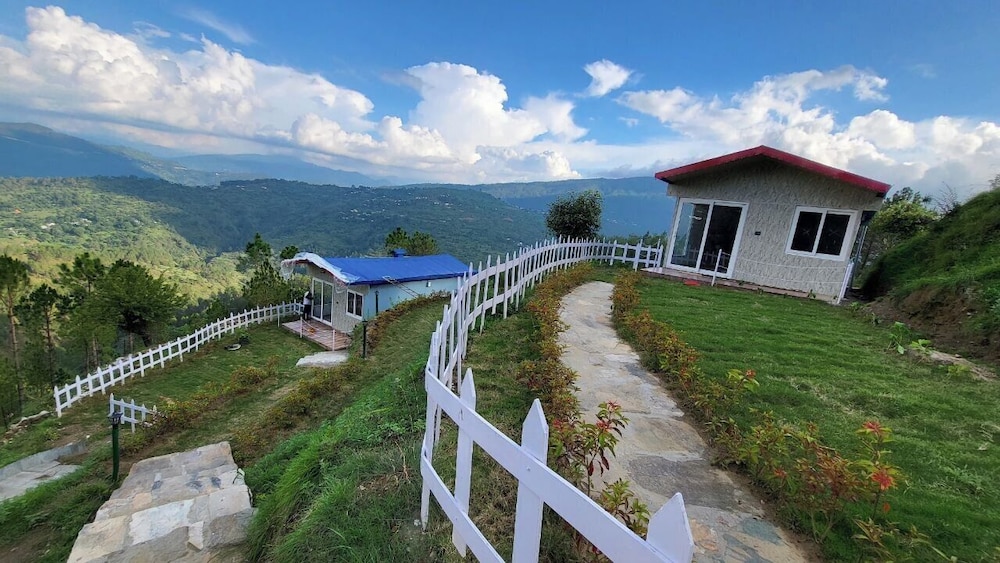 Adaara - A Pet Friendly Cottage
