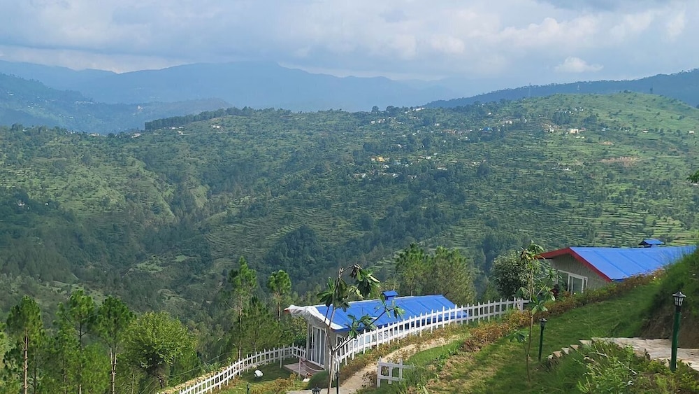 Adaara - A Pet Friendly Cottage