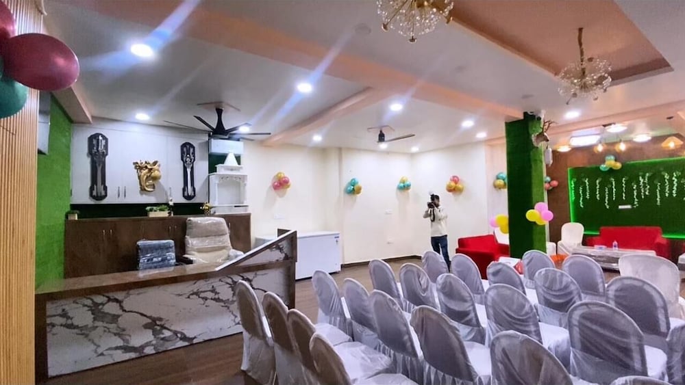 Hotel Jyoti Palace