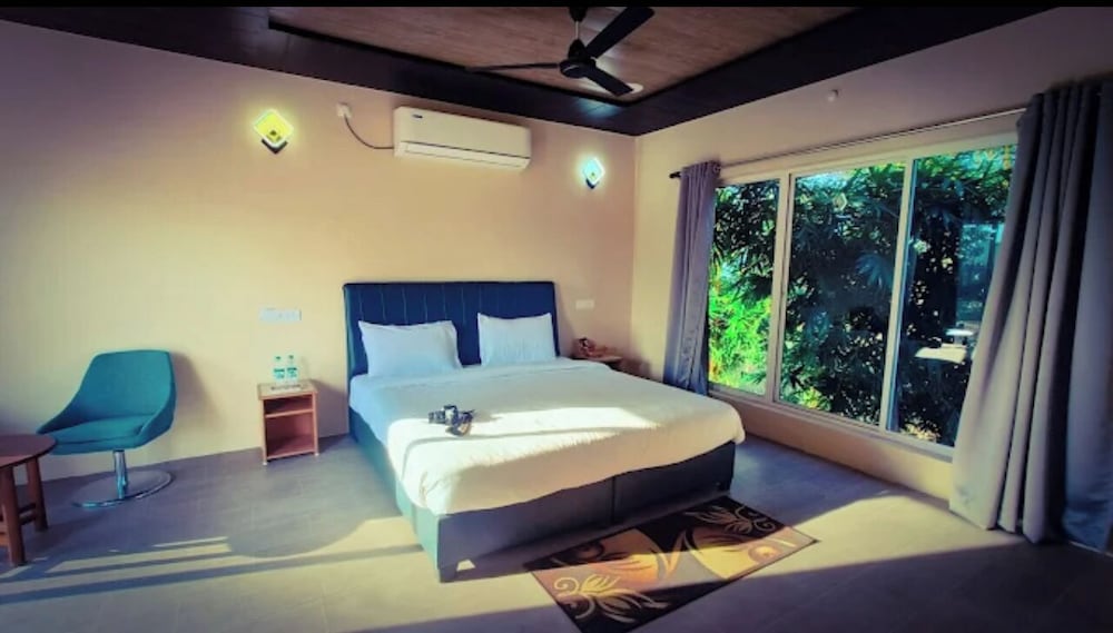 Pench Kulamama Safari Resort