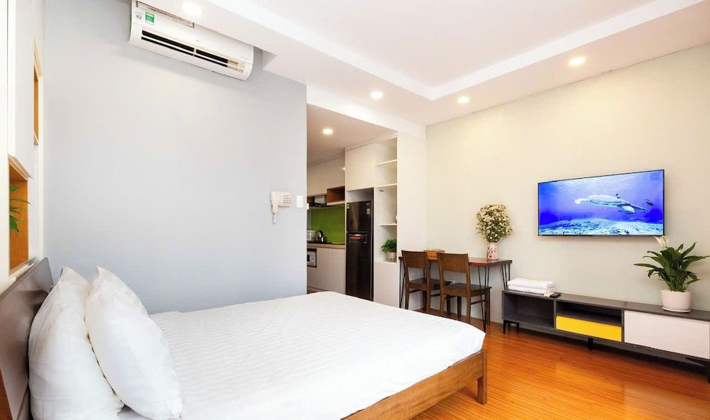 Nice Apartments near Tan Son Nhat Airpot