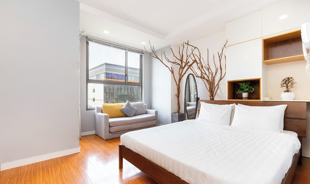 Nice Apartments near Tan Son Nhat Airpot