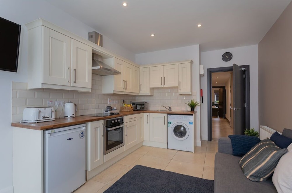 Central Belfast Apartments: 7 Camden Street