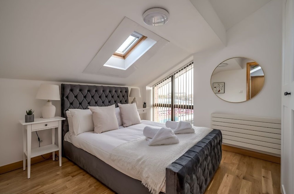 Pottingers Quay view 5