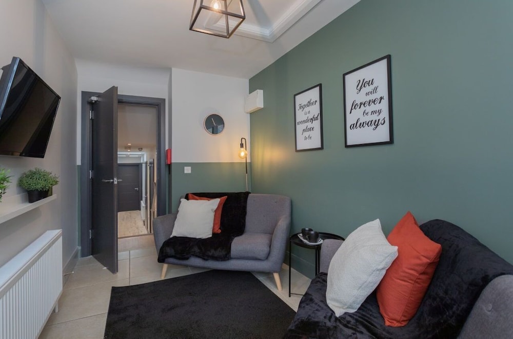 Central Belfast Apartments: 7 Camden Street