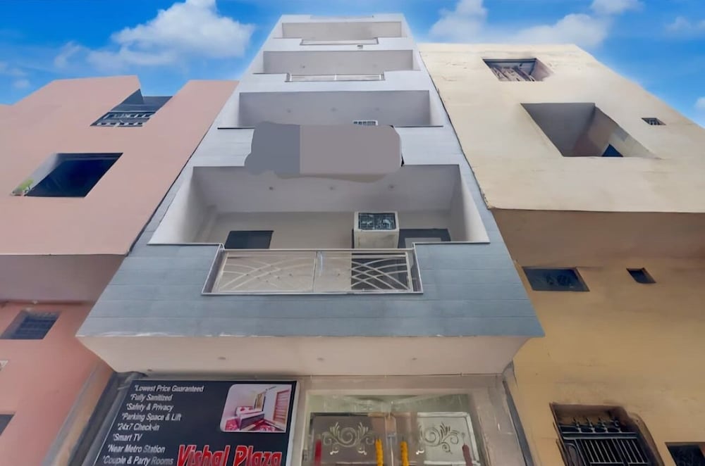 Vishal Plaza