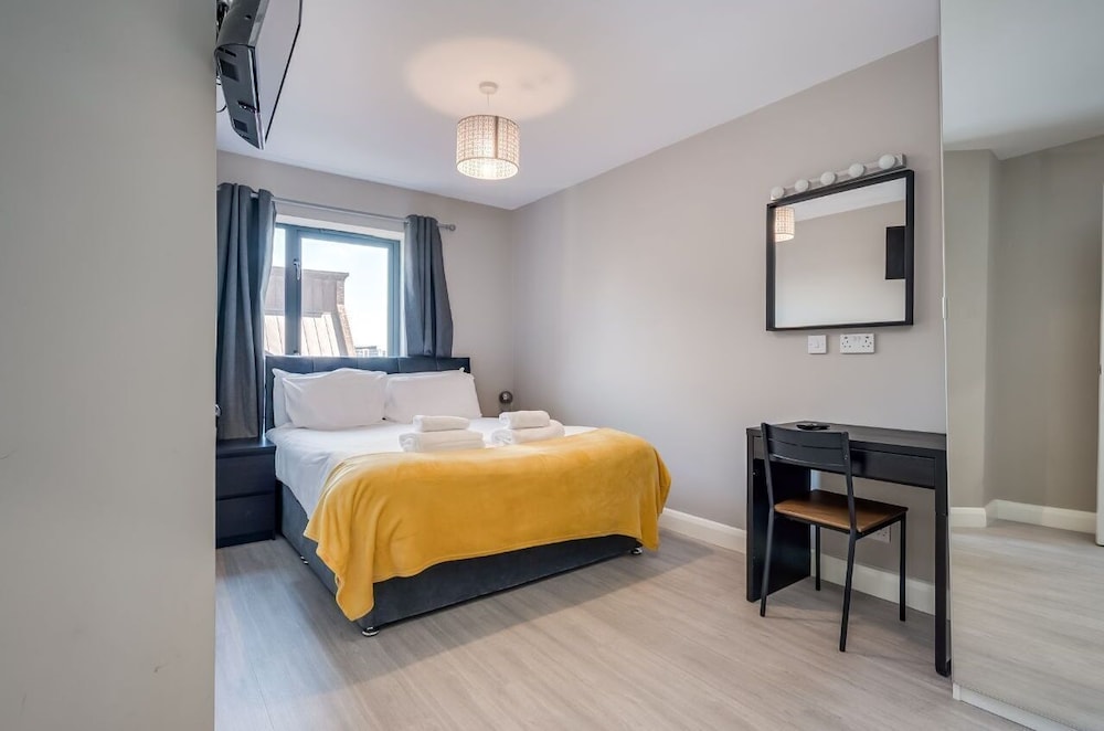 Central Belfast Apartments: Citygate