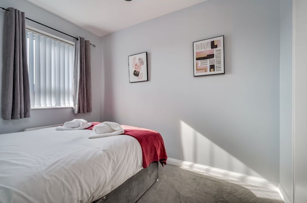 Central Belfast Apartments: Cromwell view 4
