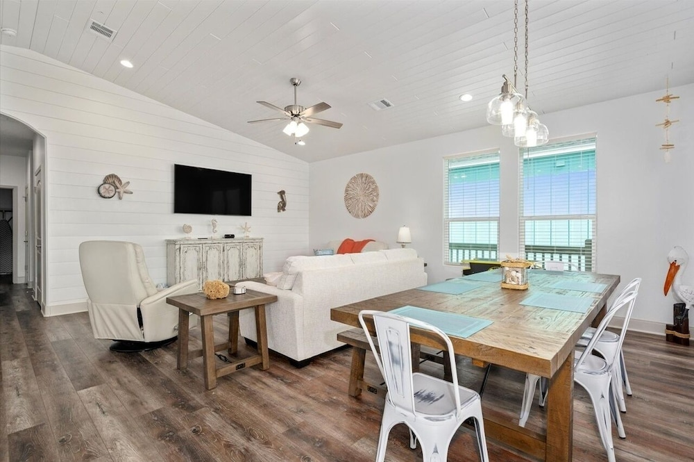 Breeze Easy 3 Bedroom Home