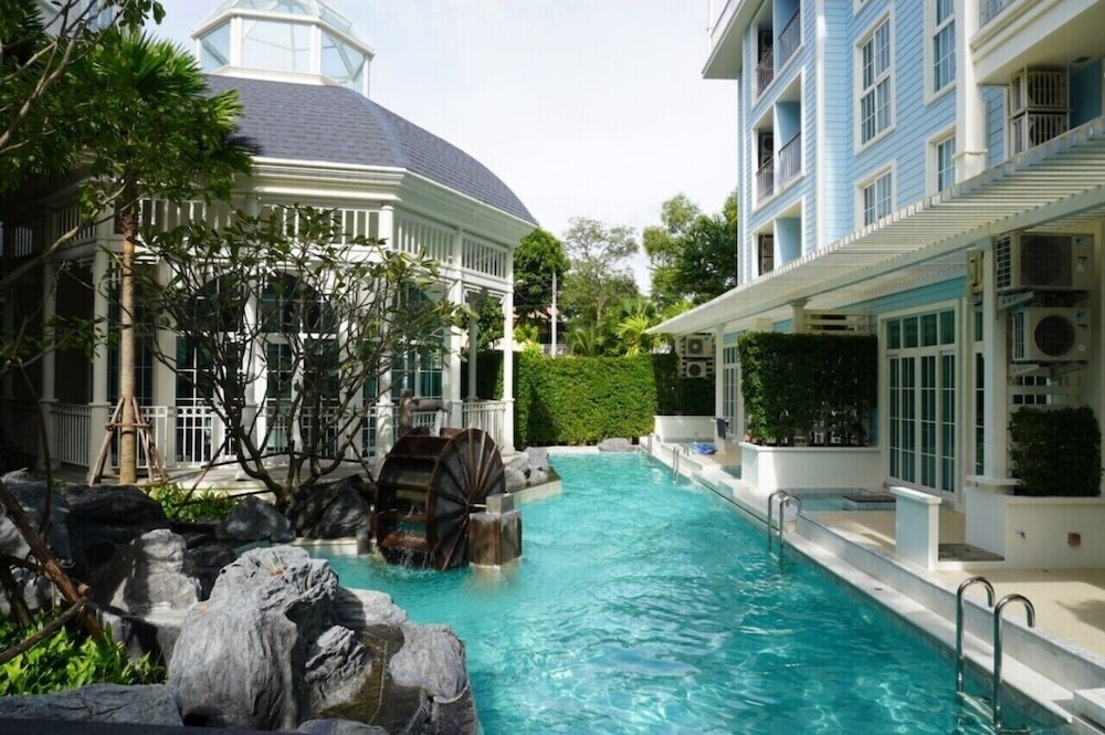 GrandFlorida 1Bedroom CloseToBeach D716