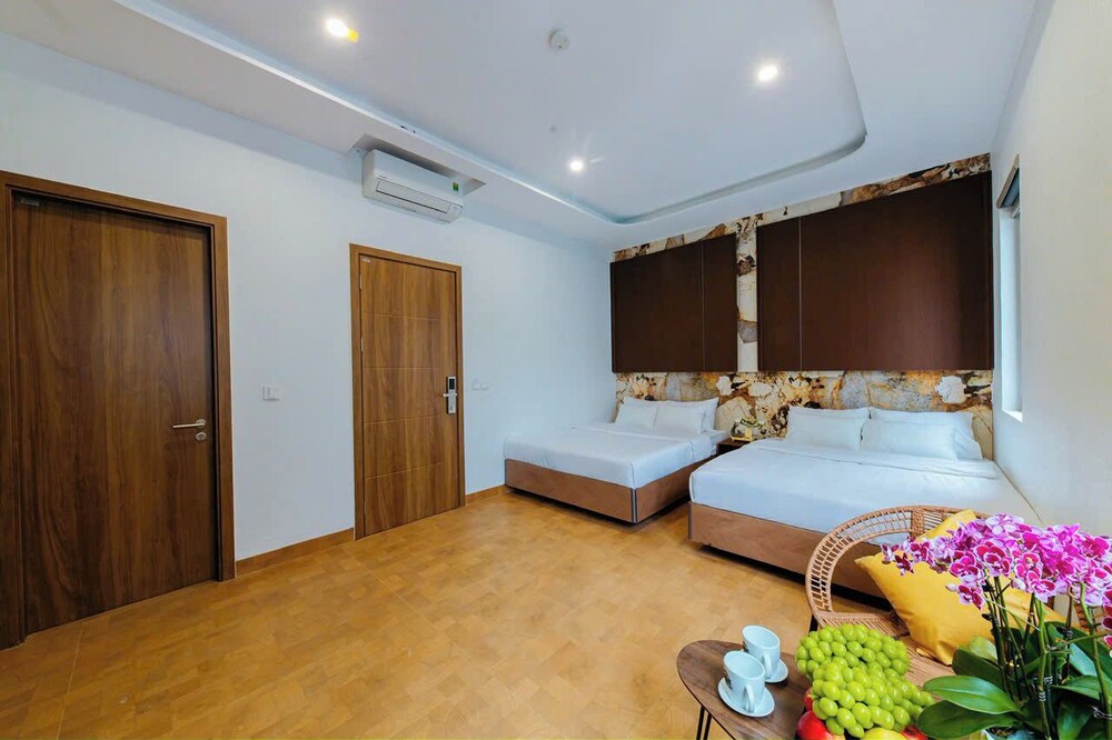 Paradise Bay Hotel