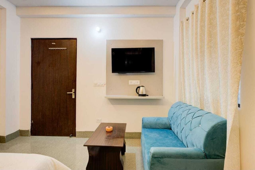 Amara Inn