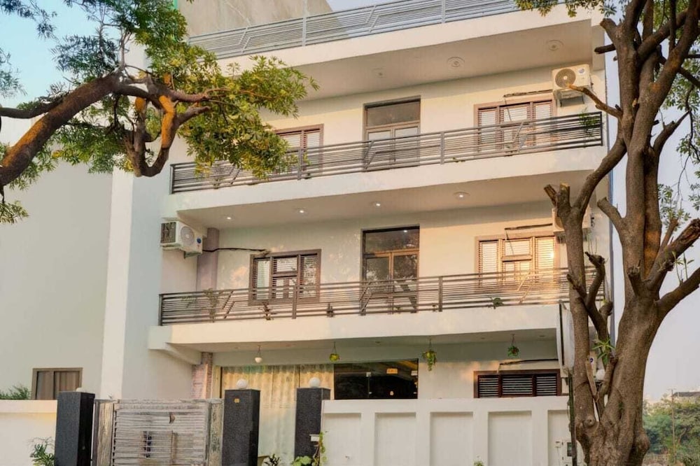 Amara Inn