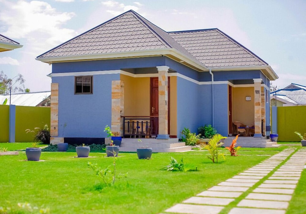 Ngare Lodge