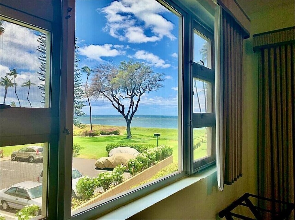 Menehune Shores 227 2 Bedroom Condo