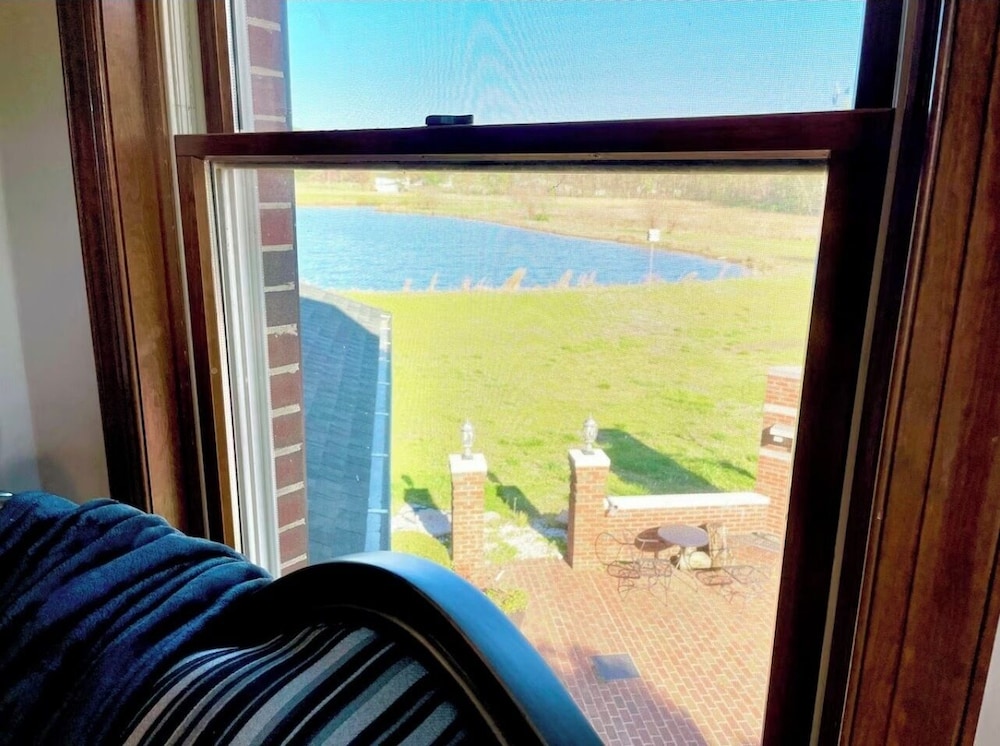 Oasis at Charitys Farm Resort
