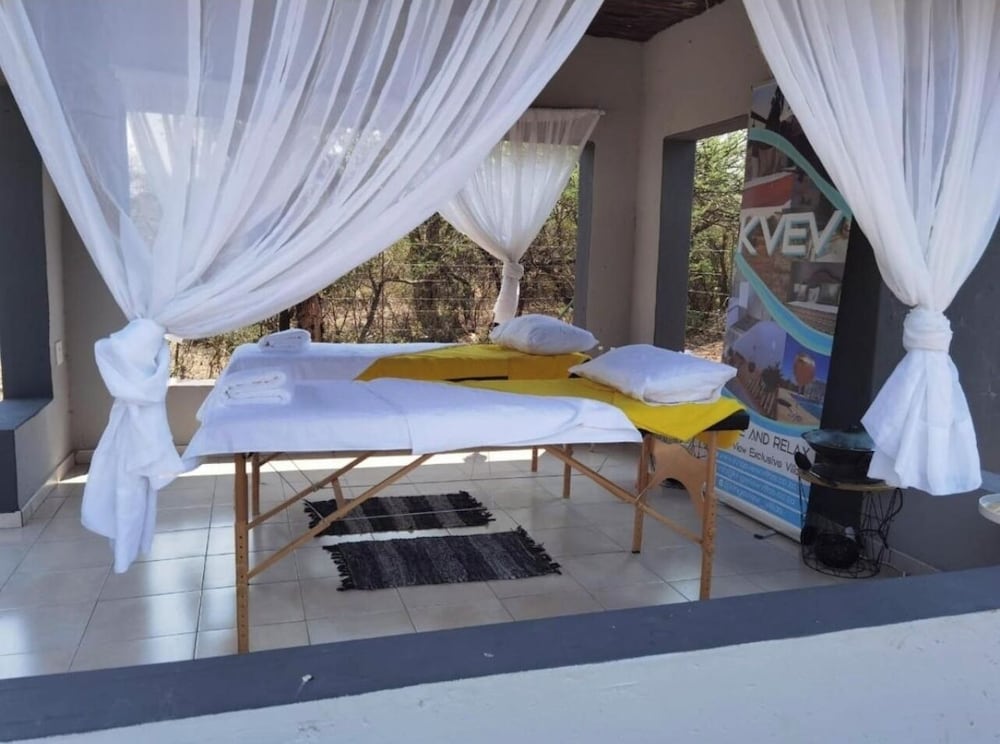 Kings View Exclusive Villas