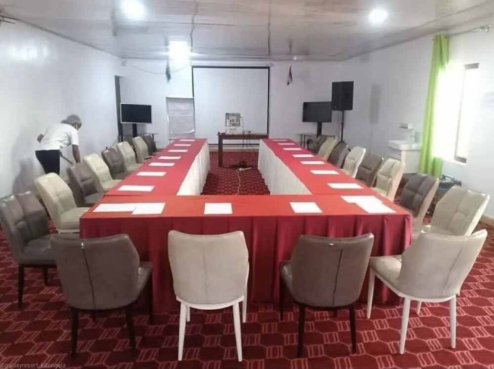 meeting & event spaces