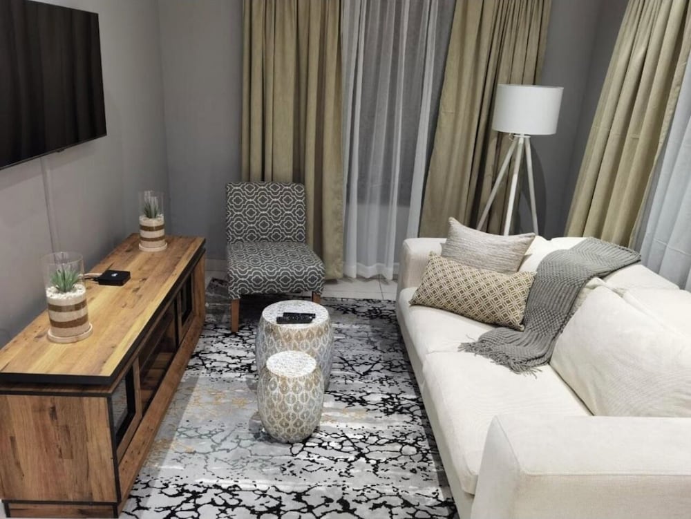 Kings View Exclusive Villas