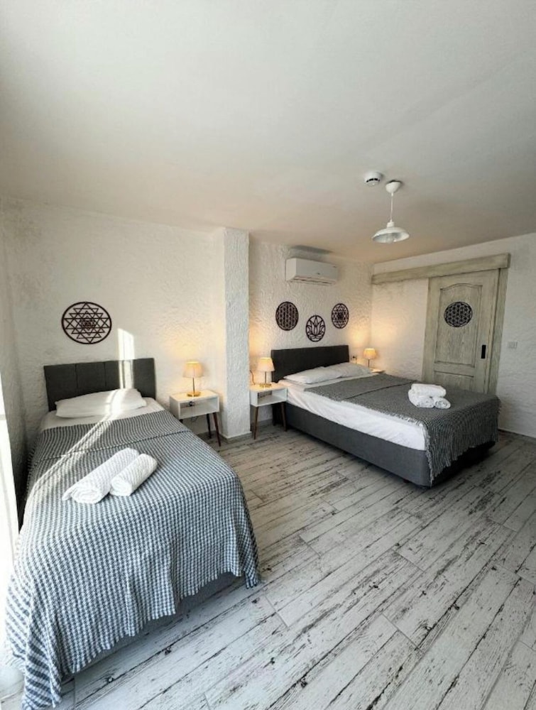 Ambers Alaçatı