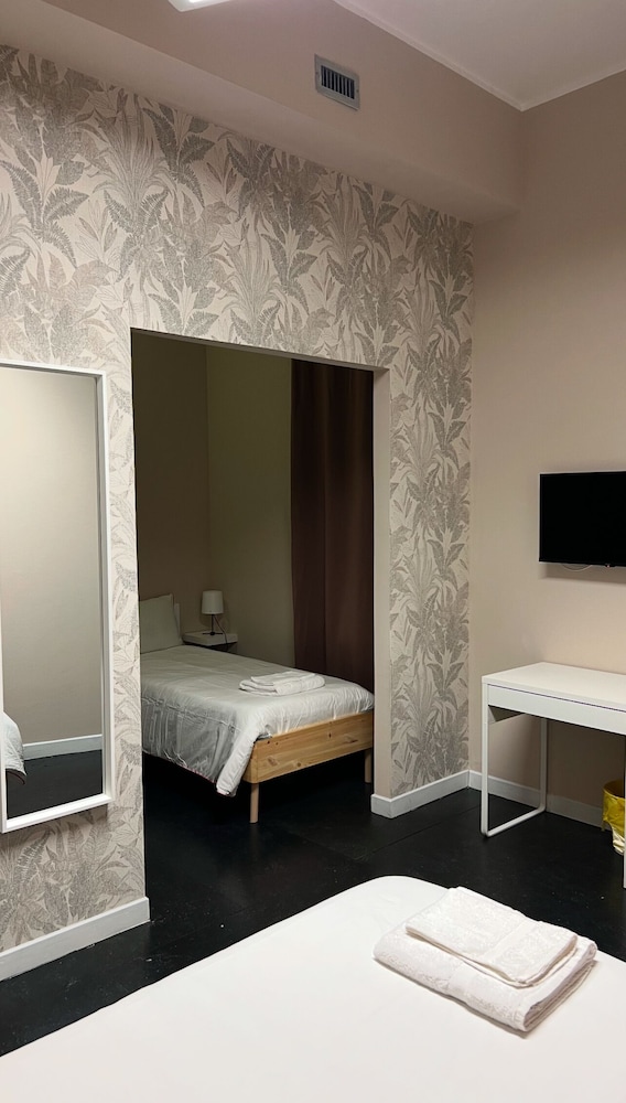 The Central Rock Inn camere con bagno privato self check in