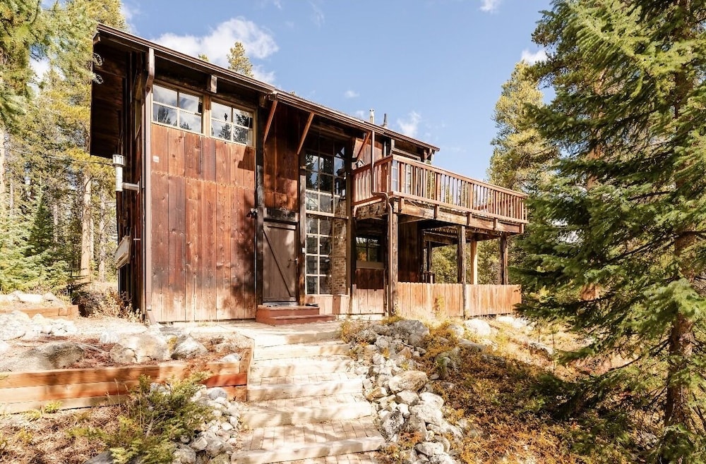 Brecken Haus view 2