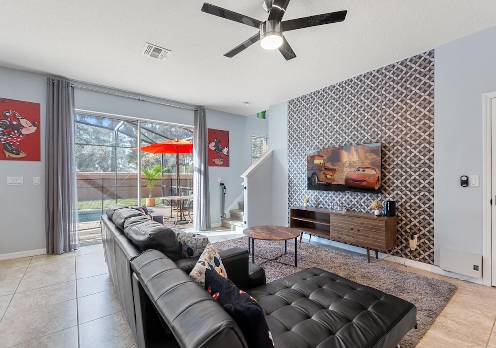 Gated Community, Amazing 4/3 Vacation Home With Private Pool Near Disney!!!