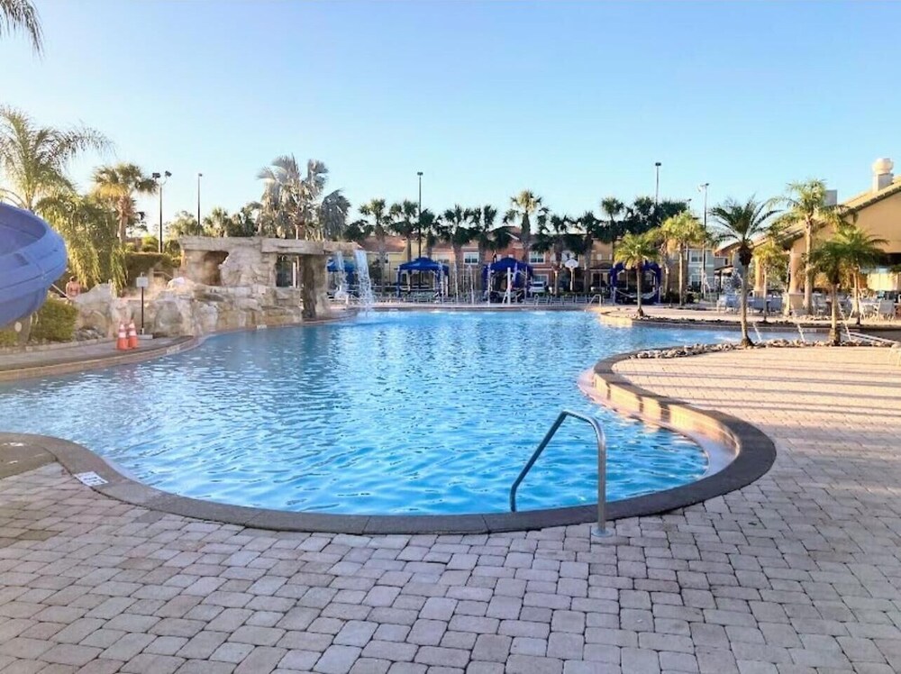 Paradise Palms Resort, Just Minutes From Disney!!!!