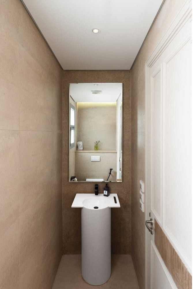 The Axis Luxe Loft 1 BDR @ Al Jazi New Cairo