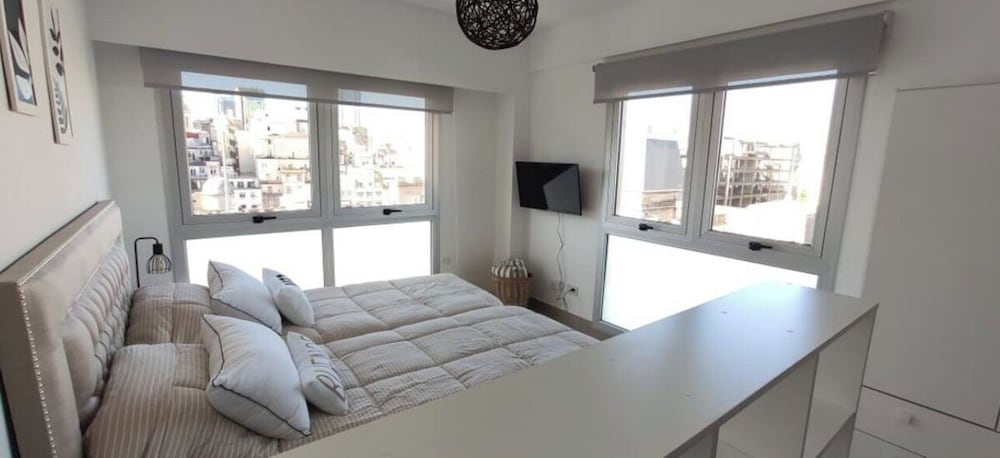 Ayres Suites Moreno