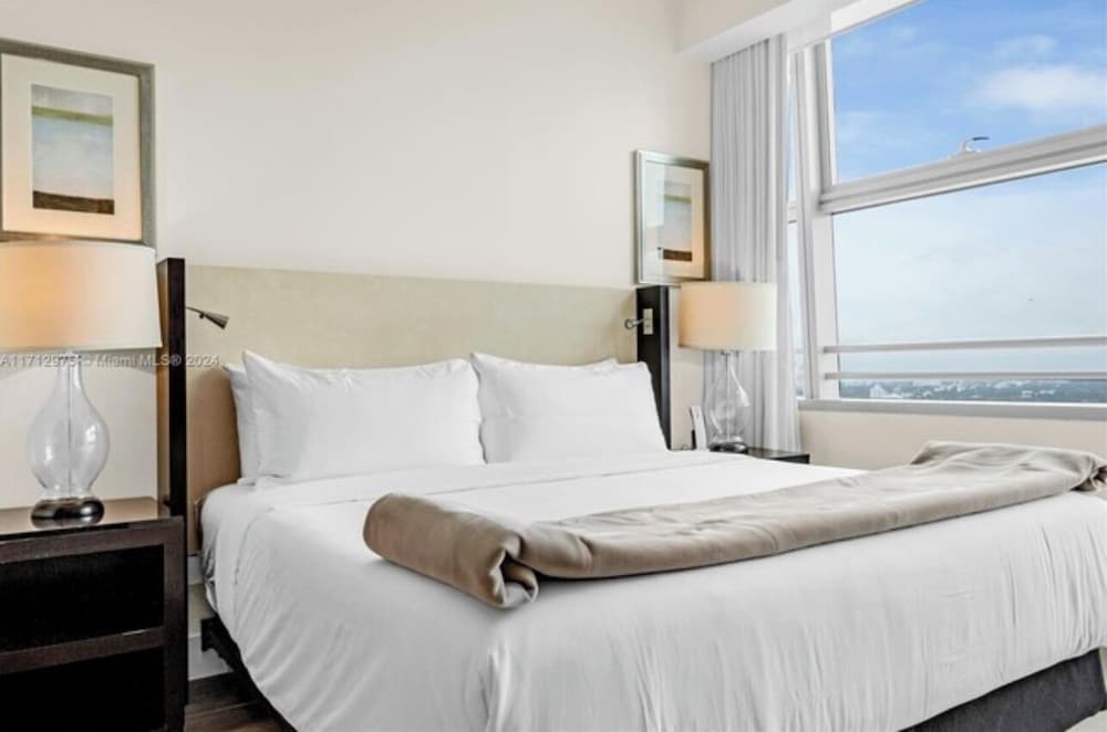 AKA Brickell 32th Free Parking by Palermo Home