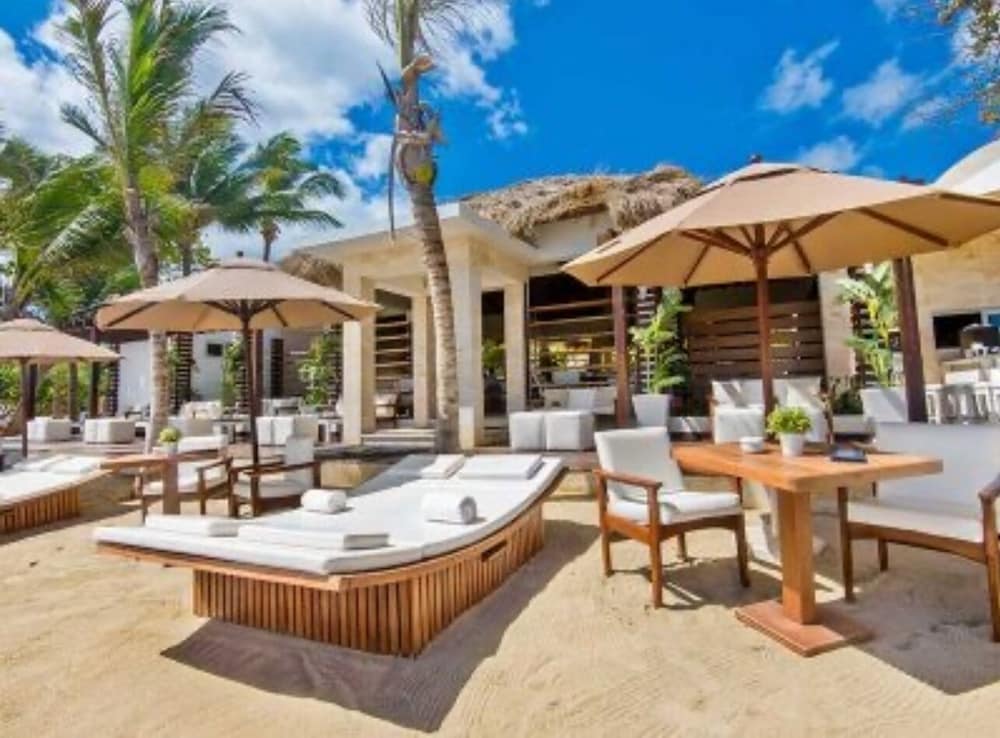 Lifestyle Holiday Vacation