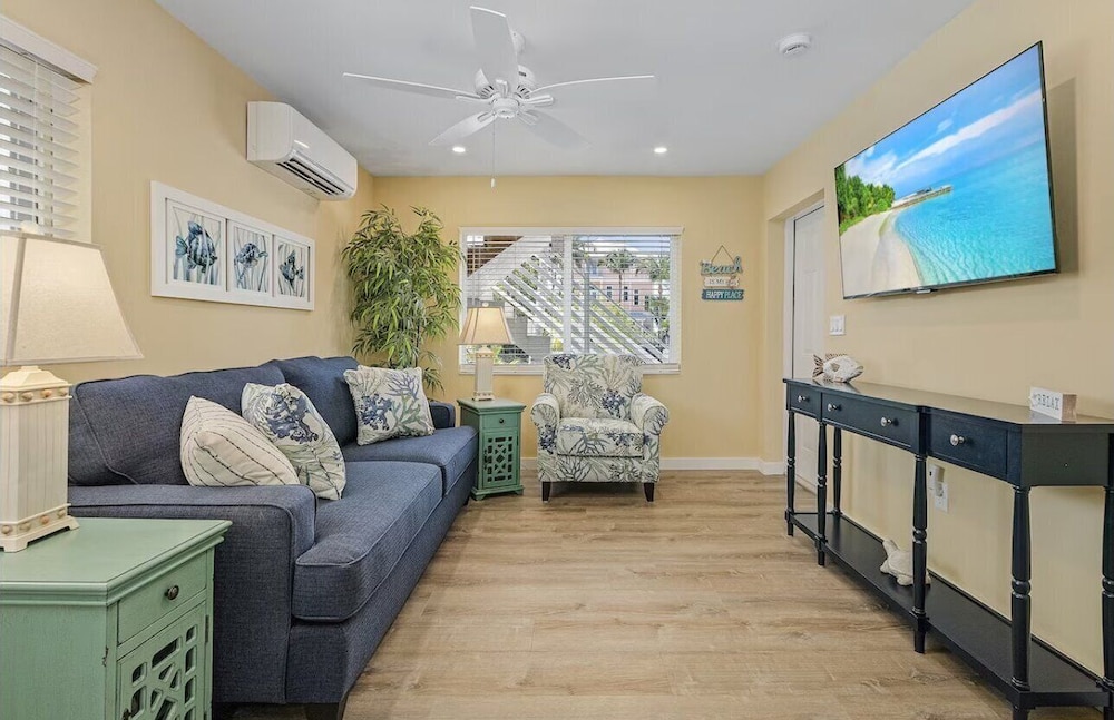Casa Bella B in Fort Myers Beach