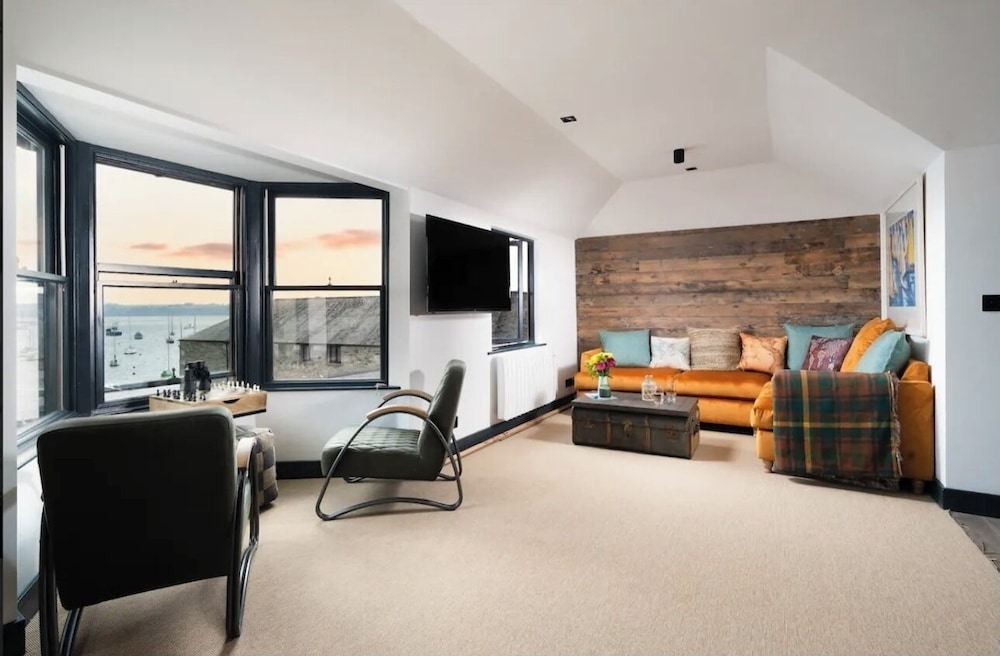 Captains Loft