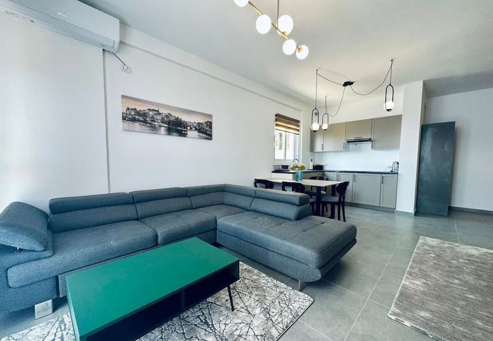 Saranda Exclusive Apartment 4
