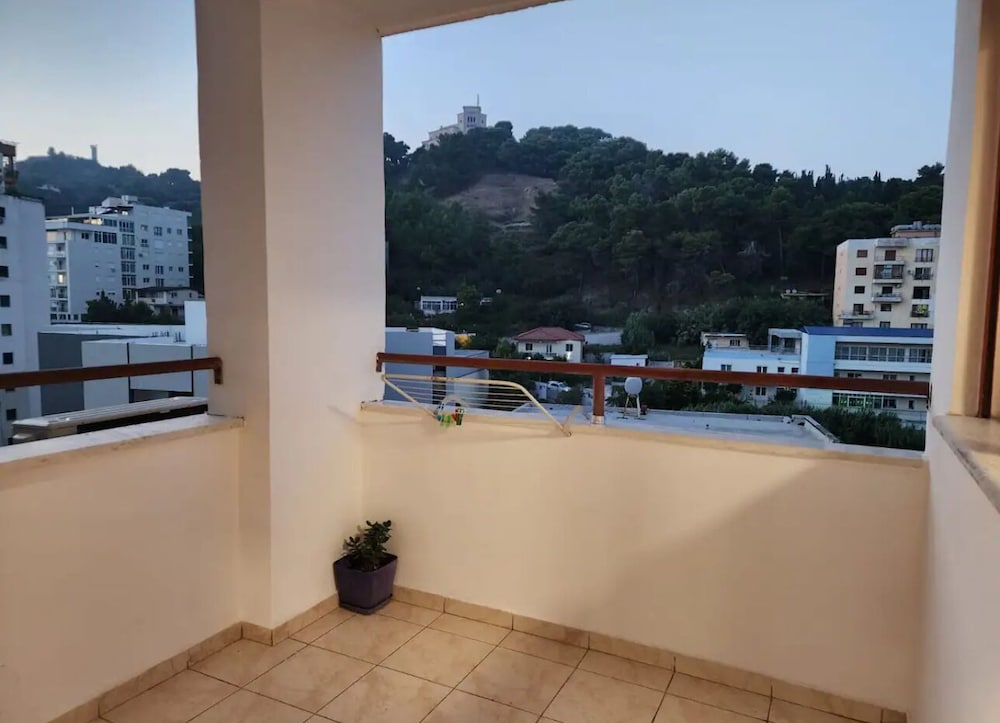 Vollga Apartment New