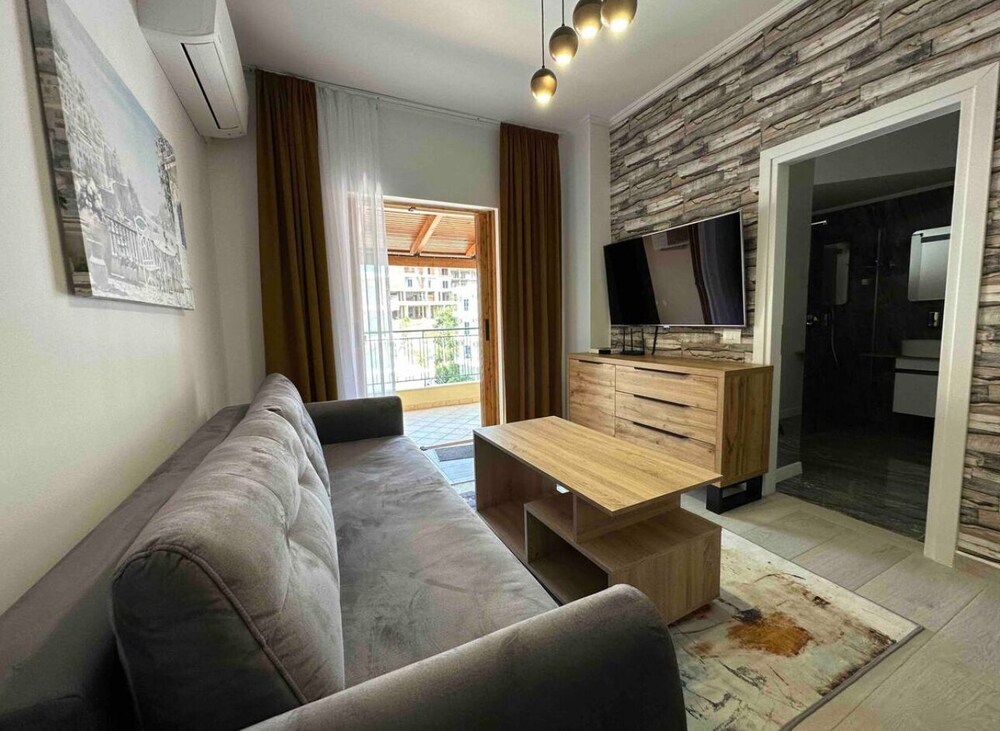 Saranda Exclusive Apartment 2