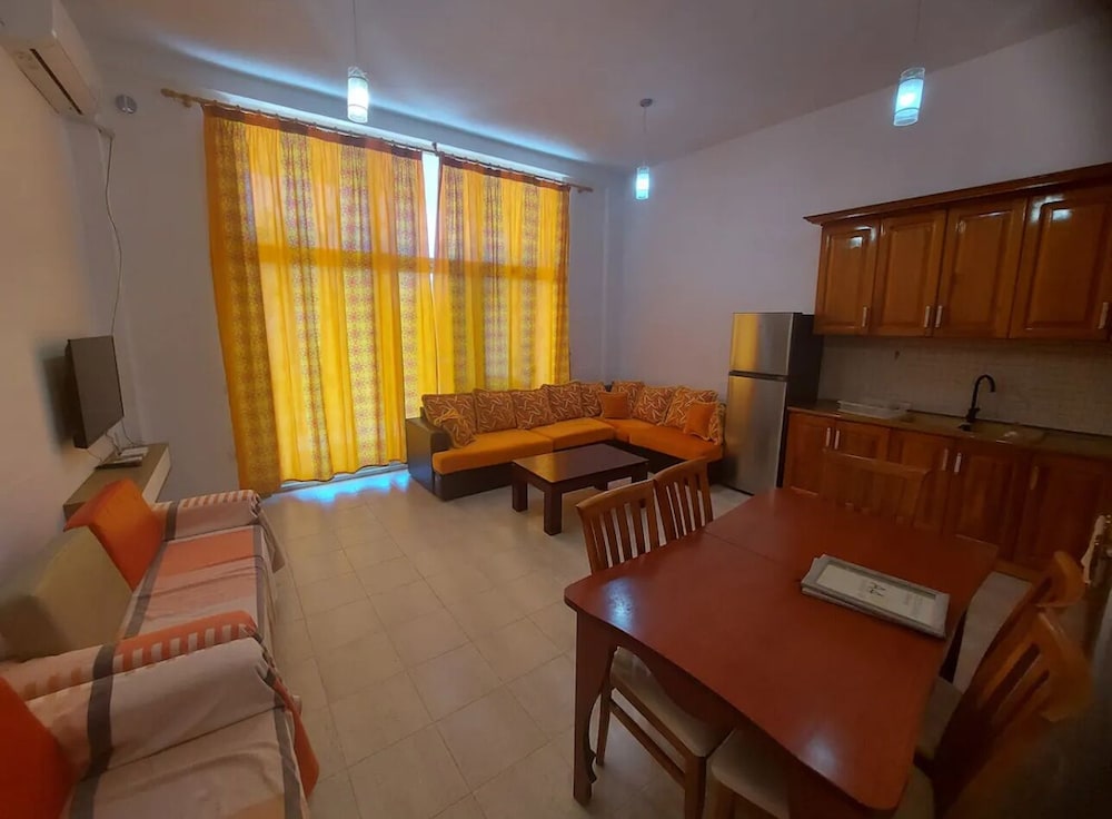 Bral Currila Peaceful Beachfront Apt