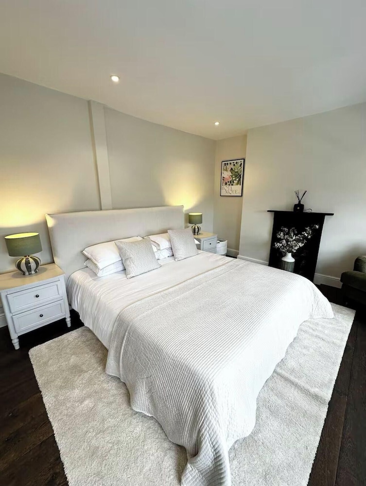 Luxury Leamington Spa House With 3 Bedrooms
