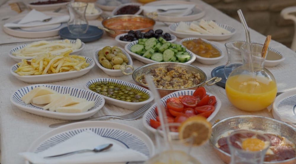 FLORA BİRGİ TAŞ KONAK