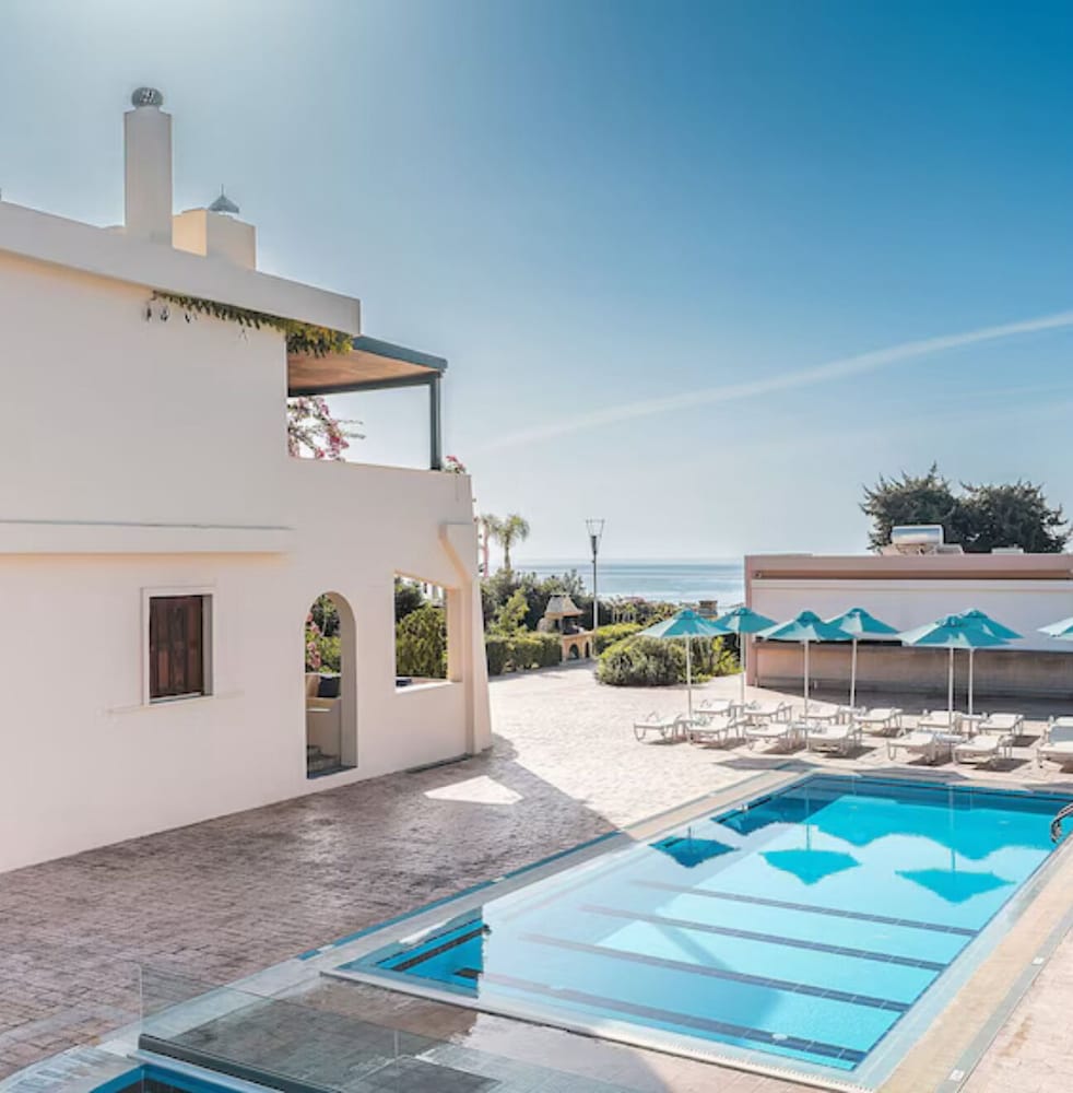 Amaryllis Beach House