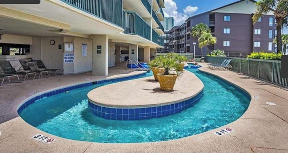 Picture Perfect- Oceanfront Condo