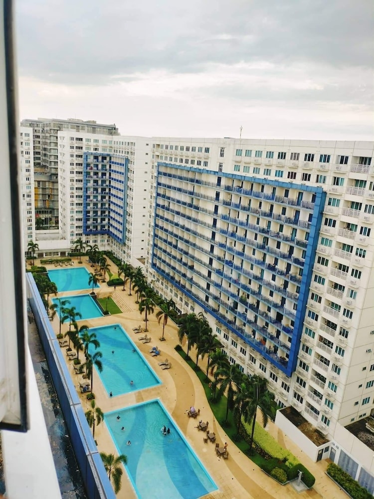 Premiere Haven at Sea Residences