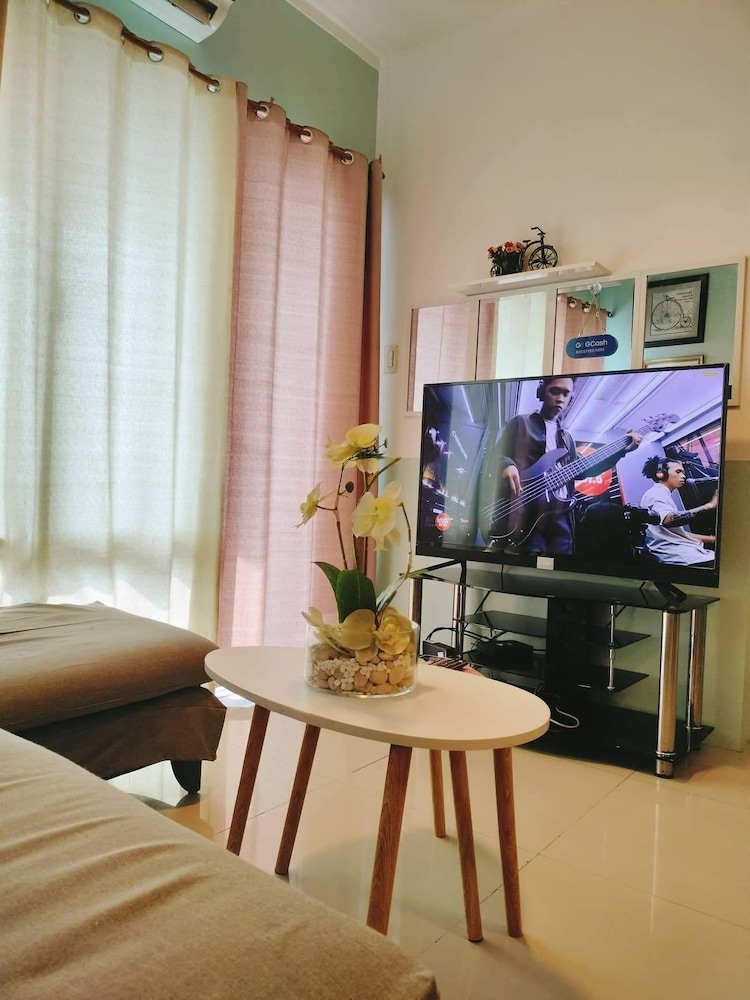 Premiere Haven at Sea Residences