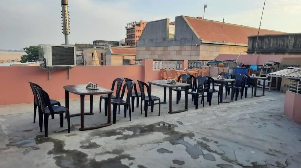 Sankatha Guest House