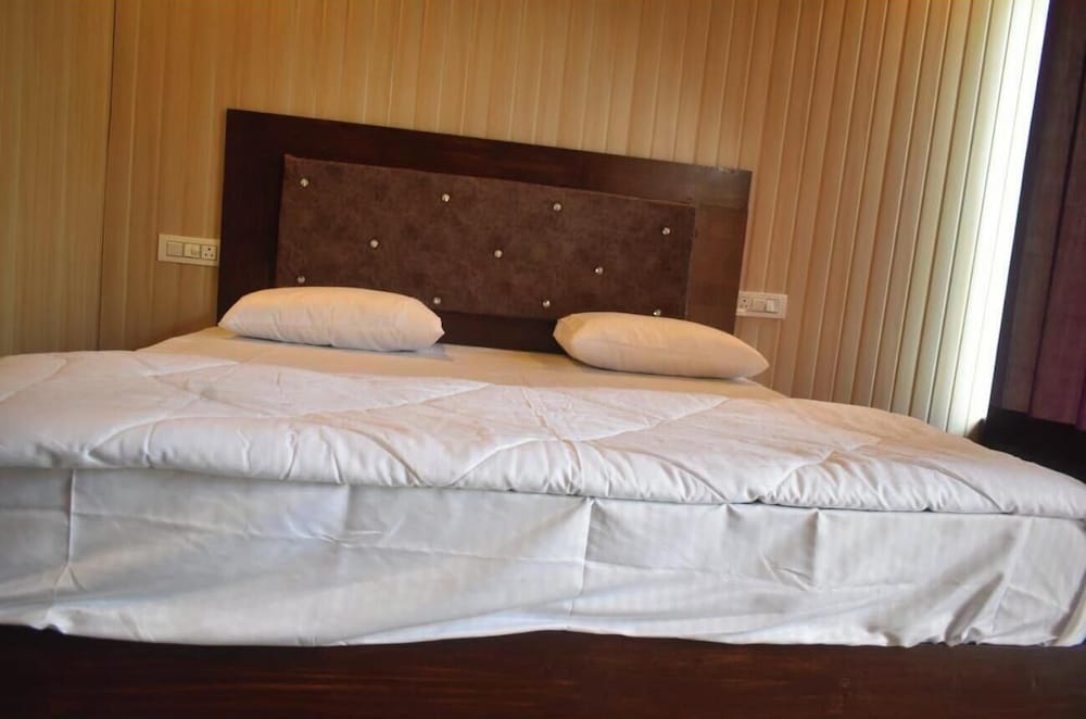 Himvant residency