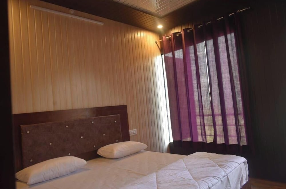 Himvant residency