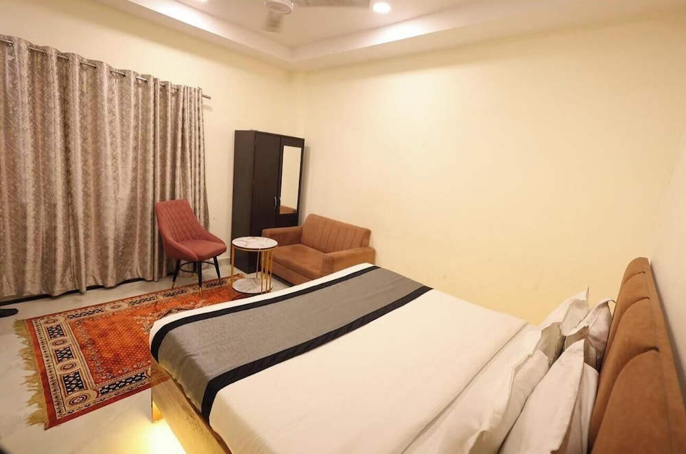 Hotel Royal Bliss